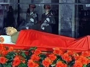 Сегодня хоронят Ким Чен Ира Сегодня хоронят Ким Чен Ира