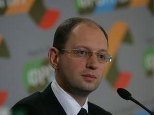 "Фронт змін" финансируют около тридцати предпринимателей "Фронт змін" финансируют около тридцати предпринимателей