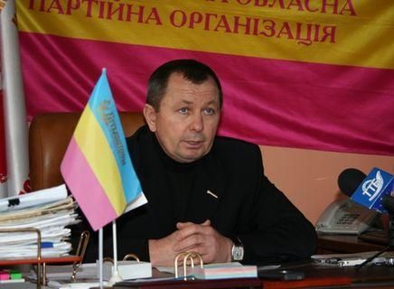 Тернопільські "Батьківщина", "Фронт змін" та "Свобода" об'єднались на вибори Тернопільські "Батьківщина", "Фронт змін" та "Свобода" об'єднались на вибори