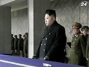 Молодший син Кім Чен Іра проголошений вождем КНДР Молодший син Кім Чен Іра проголошений вождем КНДР