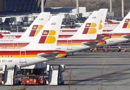 Испанская авиакомпания отменила 118 рейсов из-за забастовки Испанская авиакомпания отменила 118 рейсов из-за забастовки