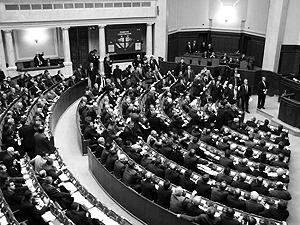 Депутат: Люди з "Народної самооборони" і "Нашої України" перейдуть в "Батьківщину" Депутат: Люди з "Народної самооборони" і "Нашої України" перейдуть в "Батьківщину"