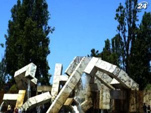 Стоимость функционирования фонтана Вейленкорт - четверть миллиона долларов в год Стоимость функционирования фонтана Вейленкорт - четверть миллиона долларов в год