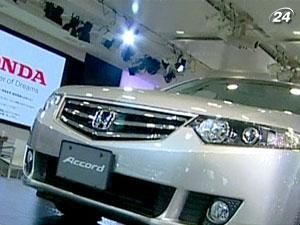 Honda знищить автомобілі, що постраждали під час повені у Таїланді