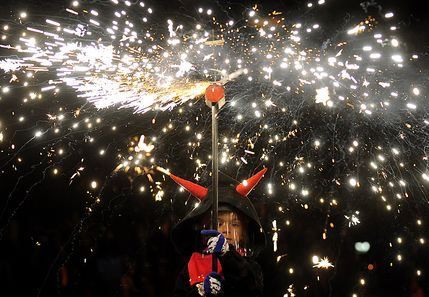 Близько 200 філіппінців постраждали від піротехніки Близько 200 філіппінців постраждали від піротехніки