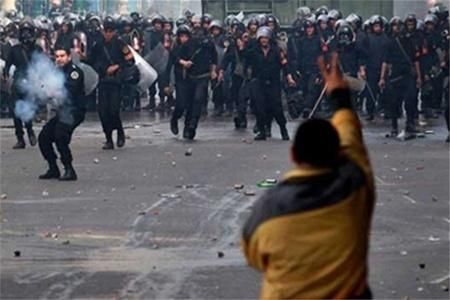 Сирийская оппозиция сообщает о десятках погибших Сирийская оппозиция сообщает о десятках погибших