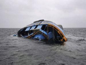 В Кении перевернулось судно, 7 человек погибли В Кении перевернулось судно, 7 человек погибли