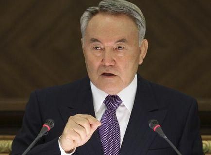 Назарбаев продлил чрезвычайное положение в Жанаозене еще на месяц
