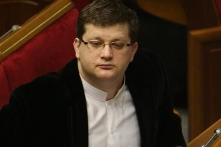 Нардеп назвал "контрацептивами" тех, кому понравилась камера Тимошенко Нардеп назвал "контрацептивами" тех, кому понравилась камера Тимошенко