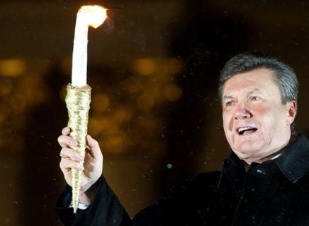 Сегодня: Янукович та Литвин зустріли Новий рік у Карпатах. Азаров - у Києві