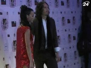 Ріанна допоможе Кеті Перрі пережити розлучення Ріанна допоможе Кеті Перрі пережити розлучення