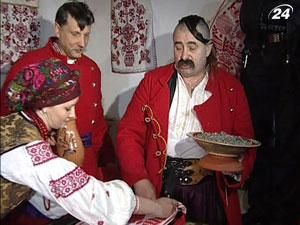 Столичні козаки провели майстер-клас з підготовки до Святої вечері Столичні козаки провели майстер-клас з підготовки до Святої вечері