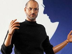 Apple хочет подать в суд на китайцев за куклу Стива Джобса Apple хочет подать в суд на китайцев за куклу Стива Джобса