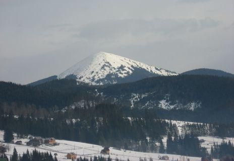 МЧС предупреждает об опасности лавин в Закарпатье МЧС предупреждает об опасности лавин в Закарпатье
