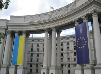 У МЗС не бачать підстав для пошуку політичного притулку за кордоном У МЗС не бачать підстав для пошуку політичного притулку за кордоном