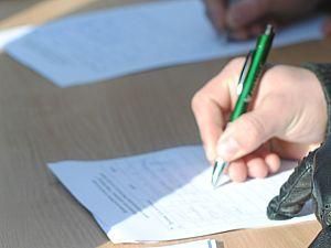 "Батькивщина" в Харькове собирает подписи, чтобы выдвинуть Тимошенко на Нобелевскую премию "Батькивщина" в Харькове собирает подписи, чтобы выдвинуть Тимошенко на Нобелевскую премию