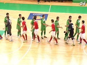 Футзал: "Энергия" одолела ЛТК, дважды проигрывая в ходе встречи