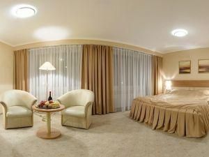 Киев попал в пятерку городов с самыми дорогими отелями Киев попал в пятерку городов с самыми дорогими отелями