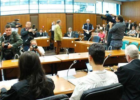 В Германии подсудимый убил прокурора прямо в суде