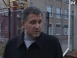 УНІАН: Аваков перебуває за кордоном УНІАН: Аваков перебуває за кордоном