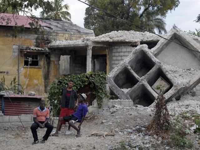 Друга річниця руйнівного землетрусу на Гаїті. Фото