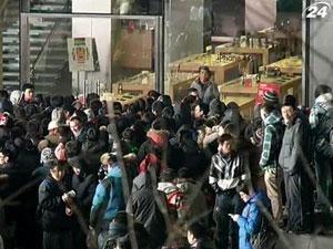 Apple призупинила продажі своїх смартфонів iPhone в Китаї Apple призупинила продажі своїх смартфонів iPhone в Китаї