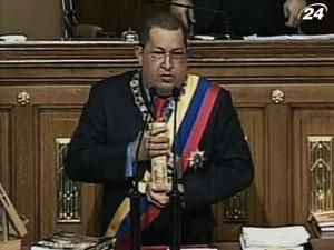 Выступление Уго Чавеса в парламенте длилось рекордных 11 часов