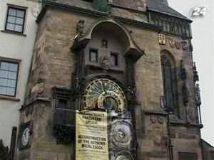 У Чехії відновлюють старовинні Празькі куранти