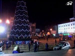 ДТП у Луганську: водій іномарки, який задавив 11 людей біля ялинки, вживав наркотики ДТП у Луганську: водій іномарки, який задавив 11 людей біля ялинки, вживав наркотики