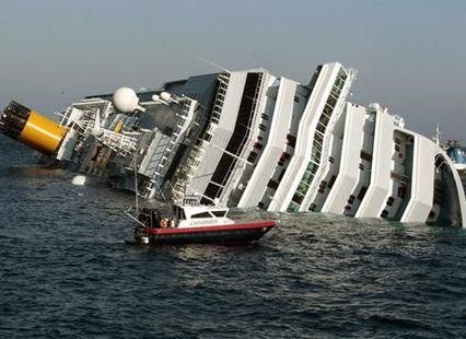 Знайдено чорну скриньку затонулого в Італії лайнера Знайдено чорну скриньку затонулого в Італії лайнера