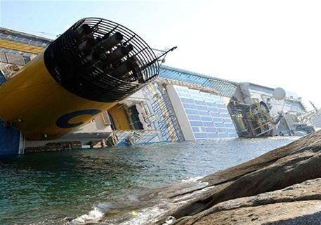 Никто из украинцев не пострадал в аварии итальянского лайнера