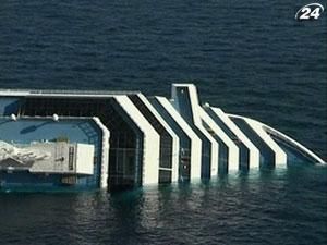 Найдено третьего живого человека на затонувшем лайнере "Costa Concordia"