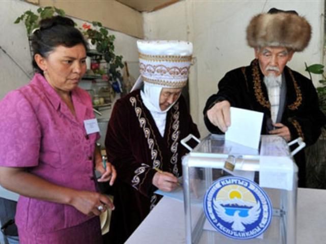 75% казахів прийшли обрати нових депутатів 75% казахів прийшли обрати нових депутатів