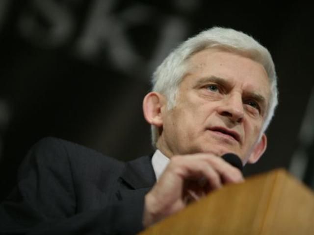 Бузек: Санкцій щодо української влади не буде Бузек: Санкцій щодо української влади не буде