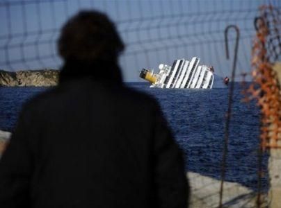 Рятувальники знайшли шосту жертву катастрофи "Costa Concordia" Рятувальники знайшли шосту жертву катастрофи "Costa Concordia"