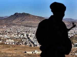 Бойцы "Аль-Каиды" отпустили 250 заключенных в захваченном городе в Йемене