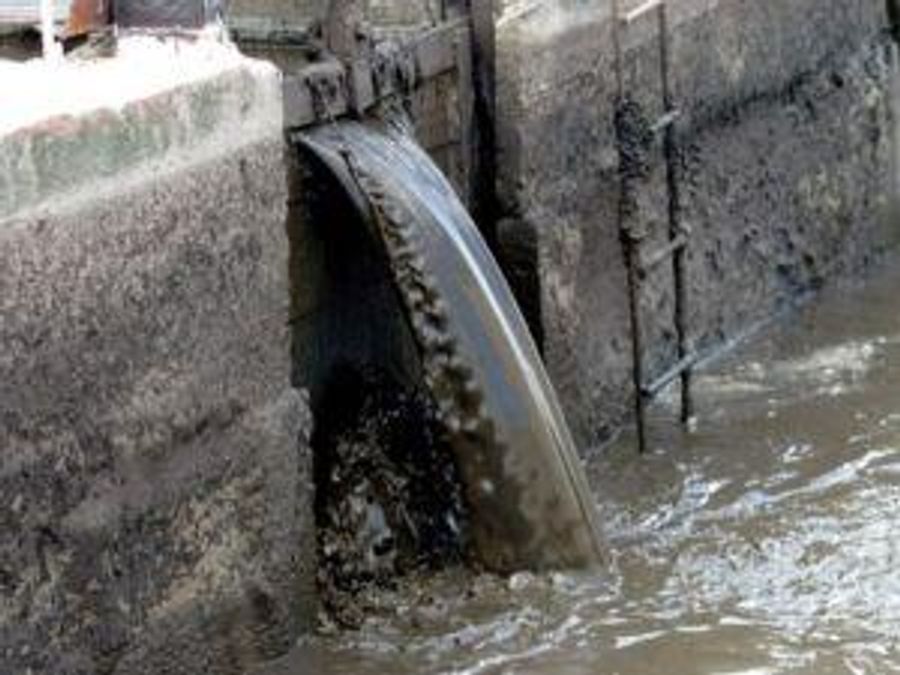 Под Киевом произошла авария на территории Бортнической станции аэрации