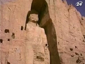Найбільшою цінністю Баміанської долини були статуї Будди у скелі