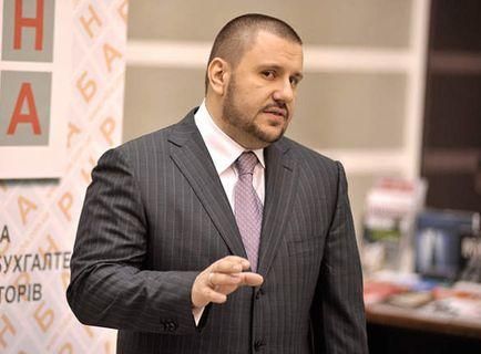 Податкова пообіцяла великому бізнесу VIP-приймальню Податкова пообіцяла великому бізнесу VIP-приймальню