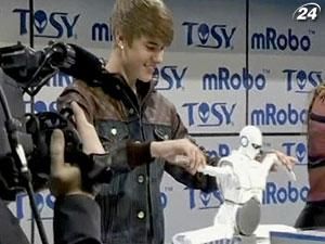 Виставка електроніки CES презентує мобільні новинки та роботехнології Виставка електроніки CES презентує мобільні новинки та роботехнології