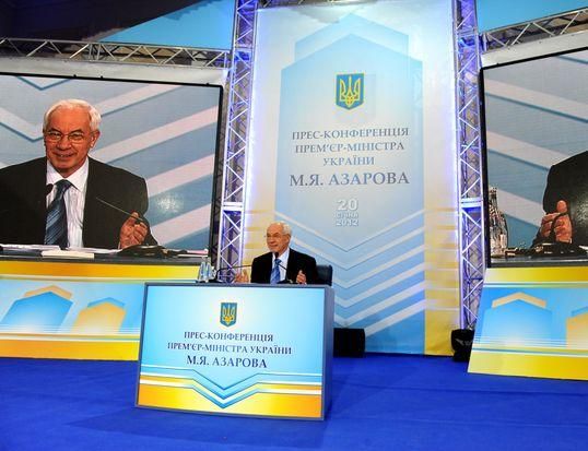 Азаров обіцяє ріст ВВП вище запланованого Азаров обіцяє ріст ВВП вище запланованого