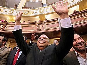 В Египте открылось первое после свержения Мубарака заседание парламента