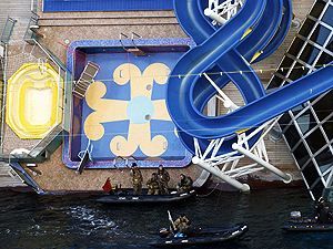 Официально: Жертвами катастрофы Costa Concordia стали 15 человек Официально: Жертвами катастрофы Costa Concordia стали 15 человек