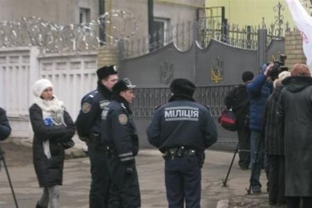 СБУ допрашивали Тимошенко в течение 20 минут и без адвоката