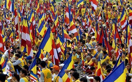 У Китаї під акції протесту тибетців одна людина загинула, 30 поранено У Китаї під акції протесту тибетців одна людина загинула, 30 поранено