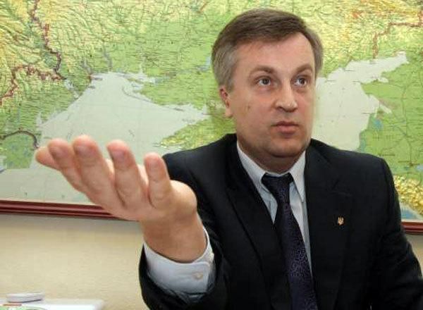 Наливайченко уверяет, что митинг оппозиции не был проплаченным