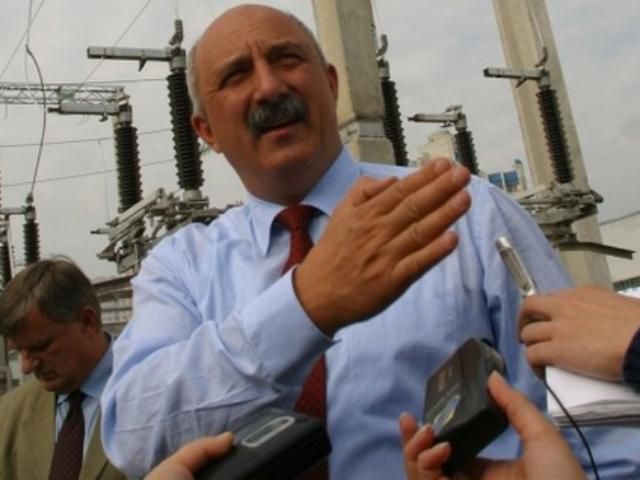 "Киевэнерго" отказался от "угольной" инициативы Азарова "Киевэнерго" отказался от "угольной" инициативы Азарова