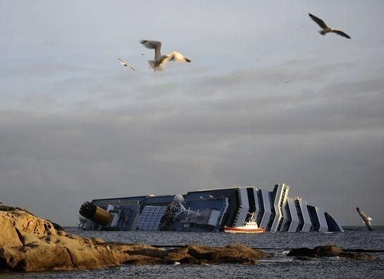 Moody's оцінило збитки від аварії Costa Concordia у 1 мільярд доларів