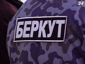 Ивано-Франковск: Людей не пустили в клуб и избили бойцы "Беркута"