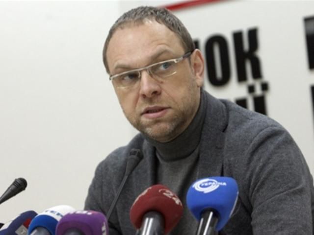 Власенко: Нова справа проти Тимошенко налічує 62 томи